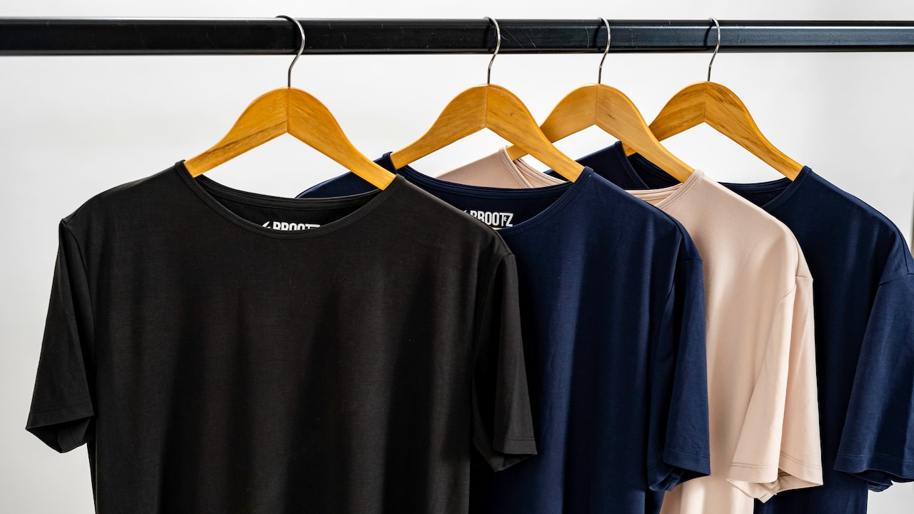Casual summer style made easy with breathable T-shirts for men at minimum 50% Off