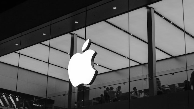 Apple पर YouTubers ने किया केस, जीते तो कंपनी को देना होगा 30,000 डॉलर तक का जुर्माना! जानिए क्या है मामला