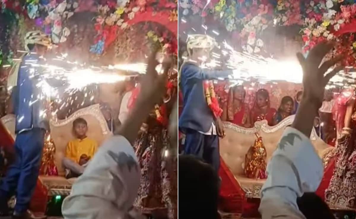 वेडिंग या वेल्डिंग? दूल्हा-दूल्हन ने स्पार्कल गन से एक दूसरे पर बरसाईं चिंगारियां, 4 करोड़ लोगों ने देखा Video