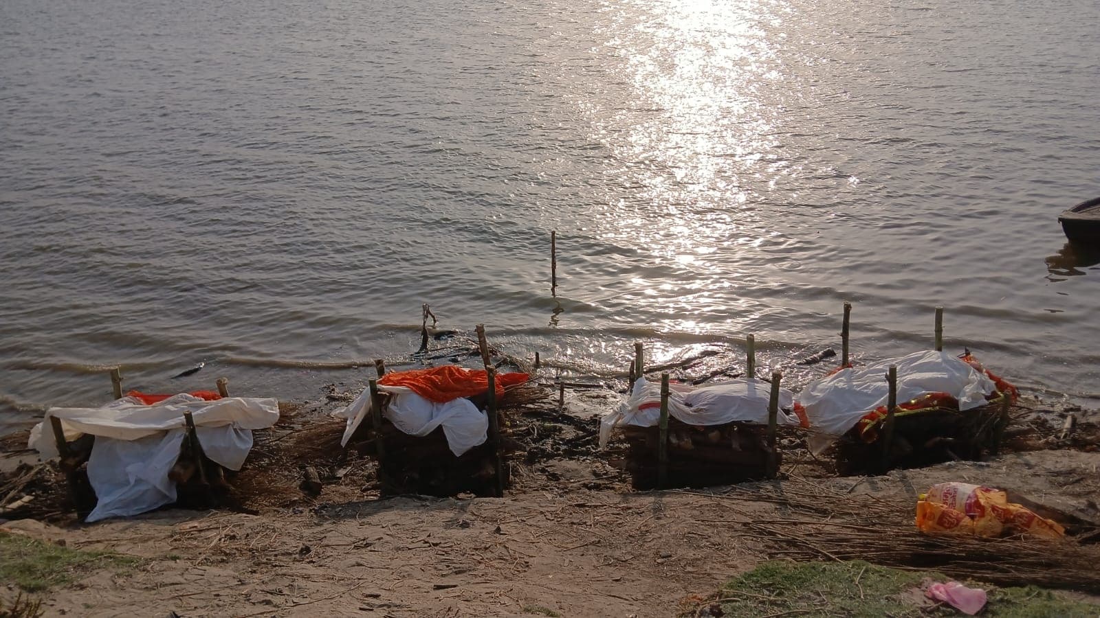 mirzapur accident news11 dead on jigna-maihar road cremation vimleshwar ghat