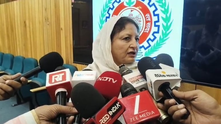 "Quran Forbids Vande Mataram": 2 Congress Concillors Say No To National Song