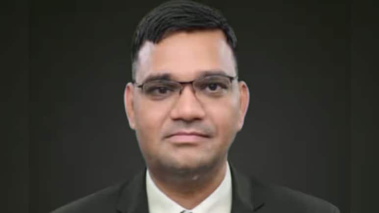 IAS से इस्तीफा देकर PCS बनना चाहते हैं रिंकू सिंह राही, फैसले ने खड़े किए कई सवाल