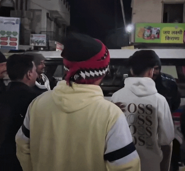 अमरावती सेक्स स्कैंडल के मुख्य आरोपी अयान की बीच सड़क पर बर्थडे पार्टी, जश्न में पुलिस क्यों हुई शामिल?