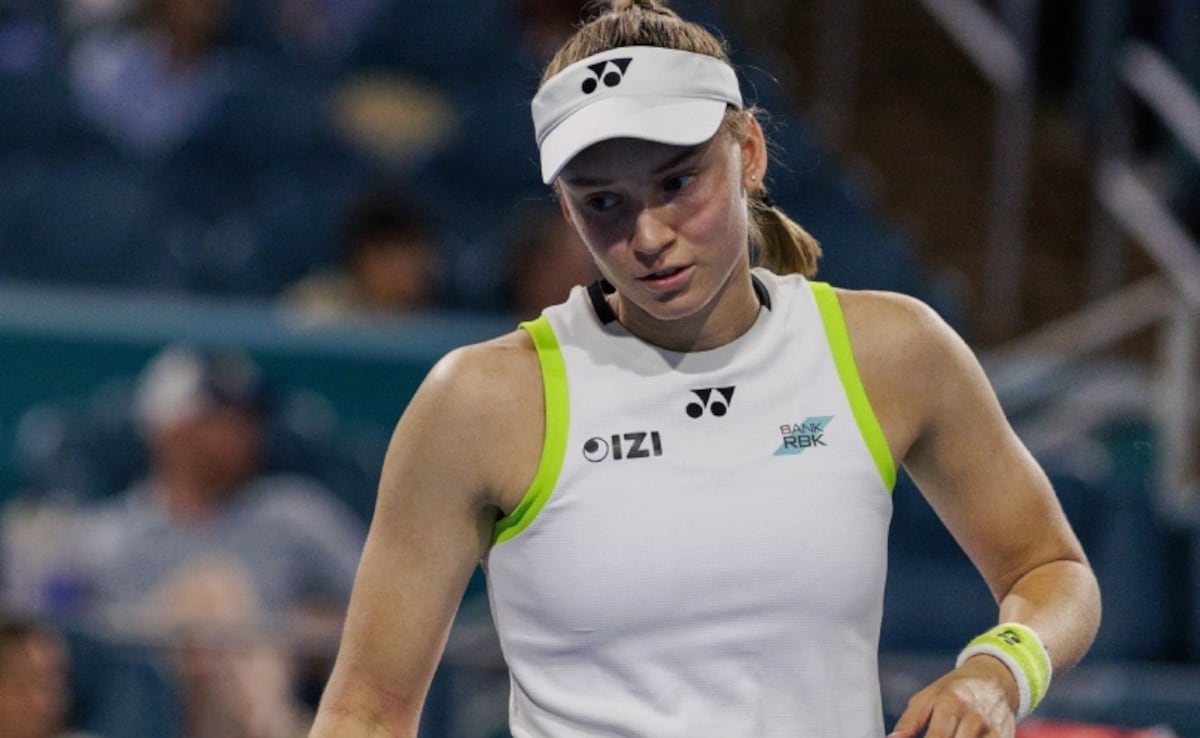 Elena Rybakina, Coco Gauff Cruise Into Stuttgart Quarter-Finals