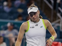 Elena Rybakina, Coco Gauff Cruise Into Stuttgart Quarter-Finals