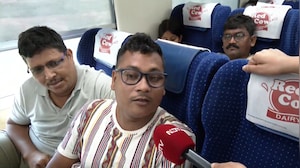 Inside Bengal's Election Mood on Vande Bharat | Voices from the Ground