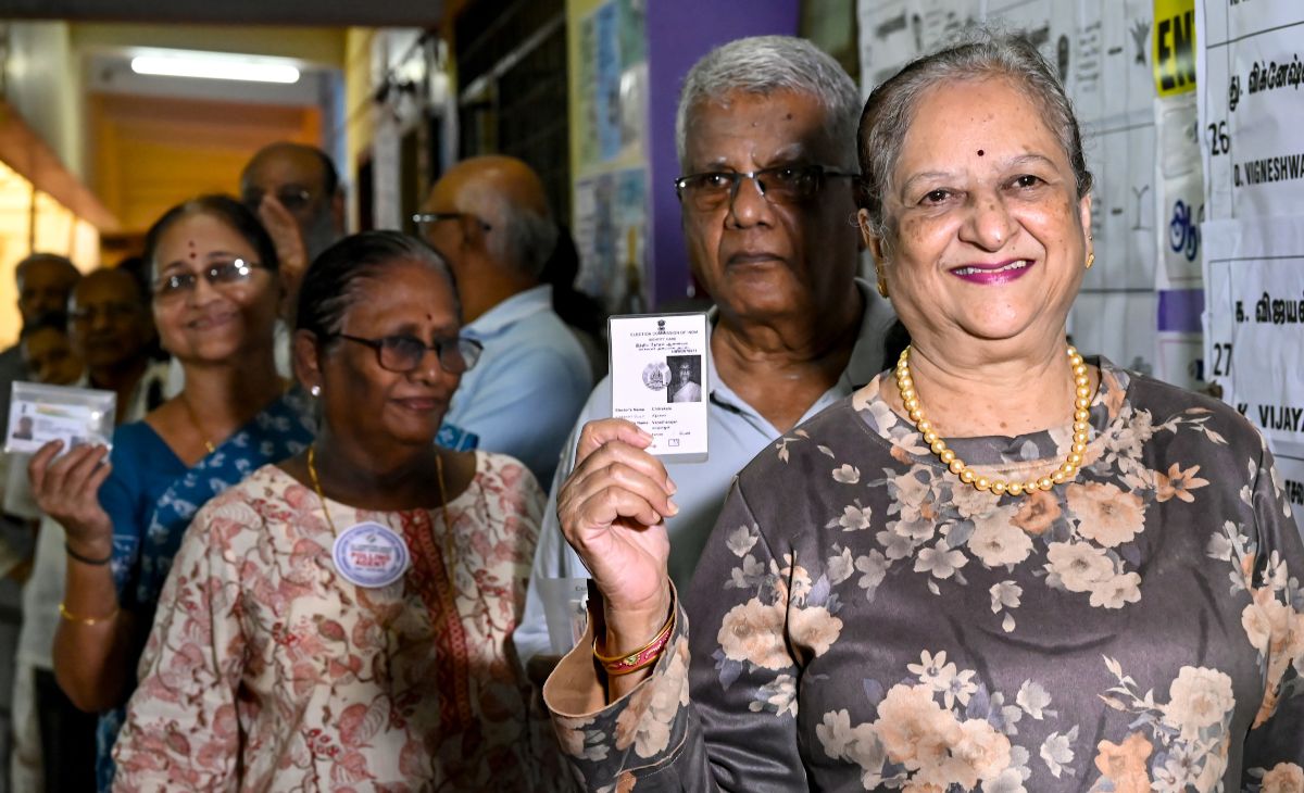 LIVE: तमिनलाडु में विधानसभा चुनाव की वोटिंग शुरू, 5.73 करोड़ वोटर करेंगे 4023 उम्मीदवारों का फैसला