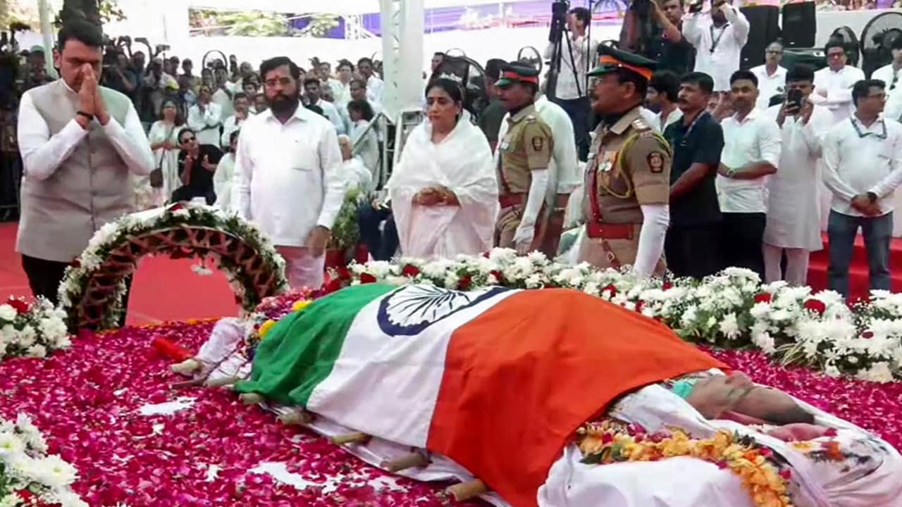 Music Legend Asha Bhosle Cremated In Mumbai With Full State Honours