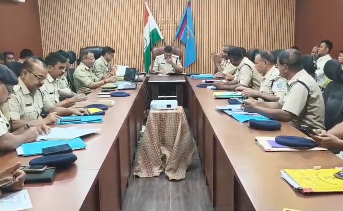 Jharkhand: देवघर पुलिस का बड़ा एक्शन, अपराधियों की संपत्ति होगी जब्त; CCA लगाने की तैयारी शुरू