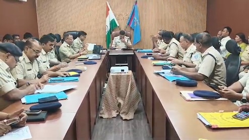 Jharkhand: देवघर पुलिस का बड़ा एक्शन, अपराधियों की संपत्ति होगी जब्त; CCA लगाने की तैयारी शुरू