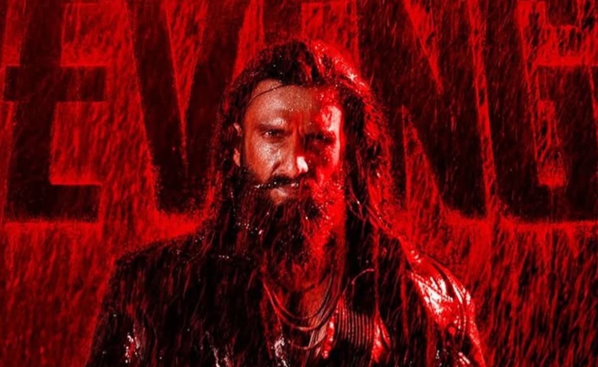 धुरंधर 2 की बॉक्स ऑफिस पर धुरंधर कमाई जारी, लेकिन 50 लाख फीस लेने वाले इस एक्टर की चमकी किस्मत, 1 करोड़ मिला बोनस!