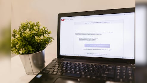 ऑफिशियल मेल करते हुए नहीं करनी चाहिए ये गलतियां, पड़ सकती हैं नौकरी पर भारी