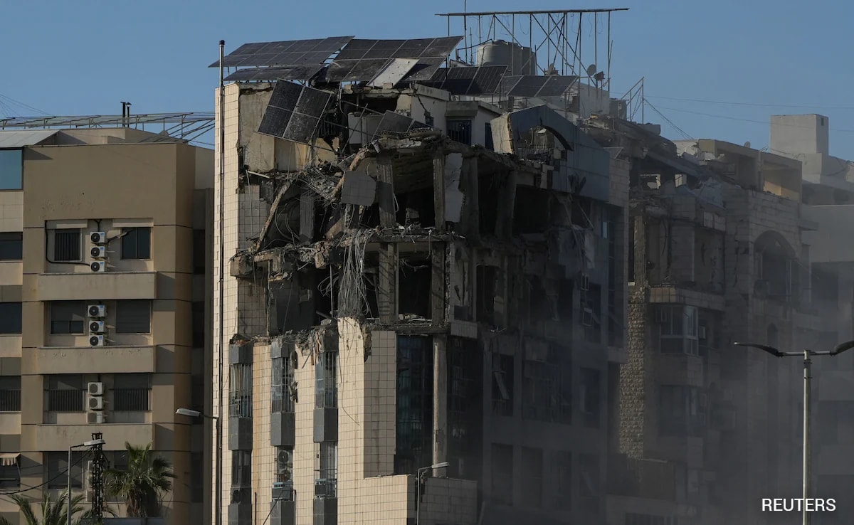 14 Killed, Dozens Injured In Israeli Airstrikes On Lebanon