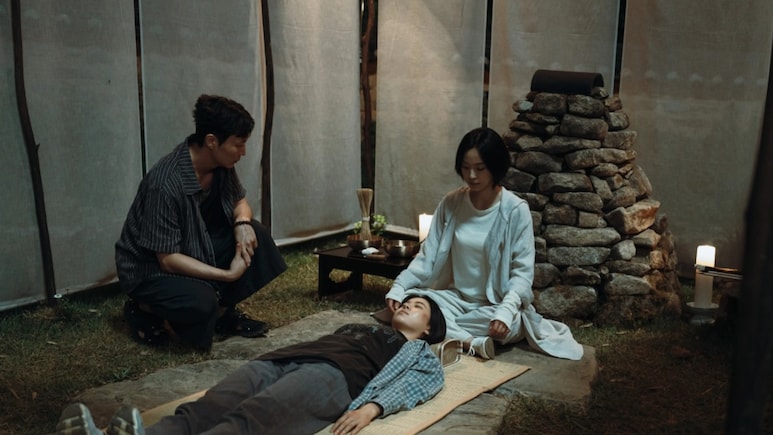 एक एप, जो पूरी करती है इच्छा, लेकिन मौत की कीमत पर, नेटफ्लिक्स की ये नई हॉरर सीरीज वीकेंड पर देखें जरुर&nbsp;