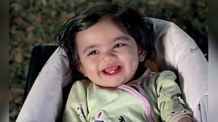 हे बेबी में 17 महीने की थी ये बच्ची, अब 22 साल की ग्लैमरस क्यूट डिंपल गर्ल, 18 साल बाद देख फैंस को हुई खुशी