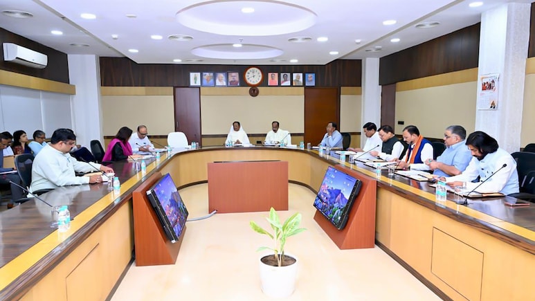 छत्तीसगढ़ में UCC लागू करने की तैयारी: साय कैबिनेट का बड़ा फैसला, ड्राफ्ट के लिए बनेगी कमेटी, अहम फैसले भी जान&zwj;िए