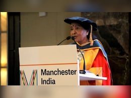 आशा भोसले को ब्रिटेन की इस बड़ी यूनिवर्सिटी ने दी थी ये खास उपाधि, संगीत को मिला था सम्मान