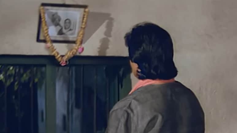 बॉलीवुड का पहला हीरो जिसे एक करोड़ रुपये में किया गया था साइन, बिना स्क्रिप्ट और डायरेक्टर का नाम जाने हो गया था राजी