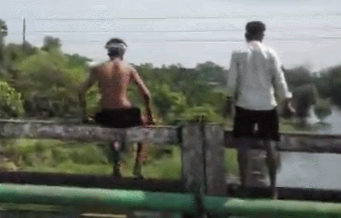 REEL के चक्कर में गई जान! नदी में कूदे दो युवक, एक की मौत, दूसरे को पुलिस ने पकड़ा&nbsp;