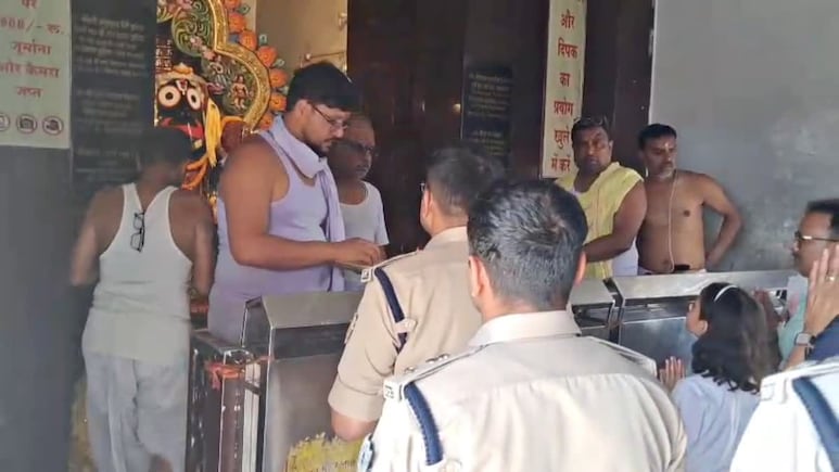 Jharkhand: रांची के जगन्नाथपुर मंदिर मर्डर मामले में पुलिस ने बताया कैसे क्या हुआ, हत्या के अगले दिन खुद एसपी ने की पूजा