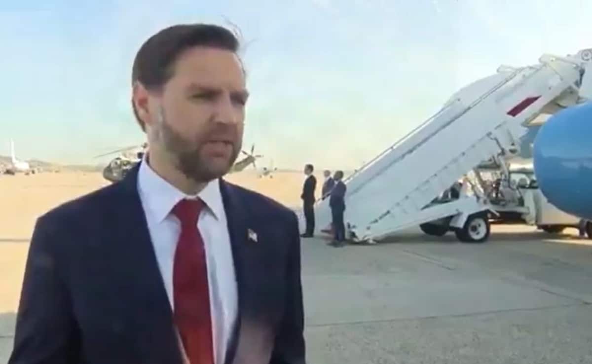 US-Israel-Iran War LIVE Updates: JD Vance Lands In Pakistan Ahead Of Truce Talks With Iran