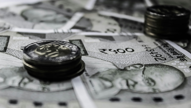 FPIs Extend Sell-off In April; Pull Out Rs 48,213 Crore In 10 Days