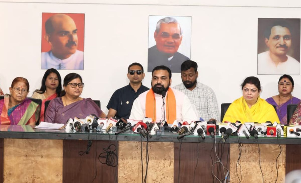 कल 50 हजार महिलाओं के साथ पटना की सड़कों पर उतरेंगे CM सम्राट चौधरी, बनाई रणनीति