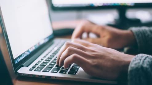 "We'd Genuinely Love To, But...": Iran Consulate's Response to Indian Man's Job Query Wins Internet