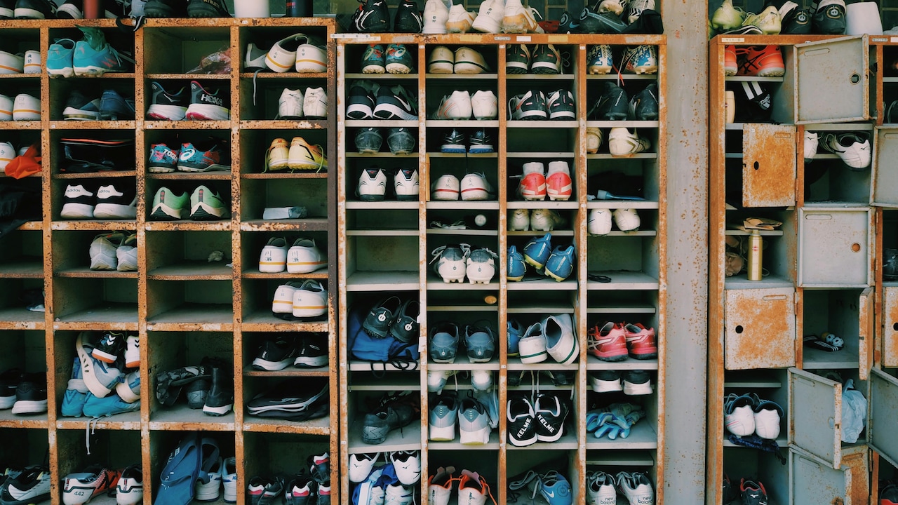 Why Shoe Storage Goes Wrong When Buyers Ignore Shoe Type