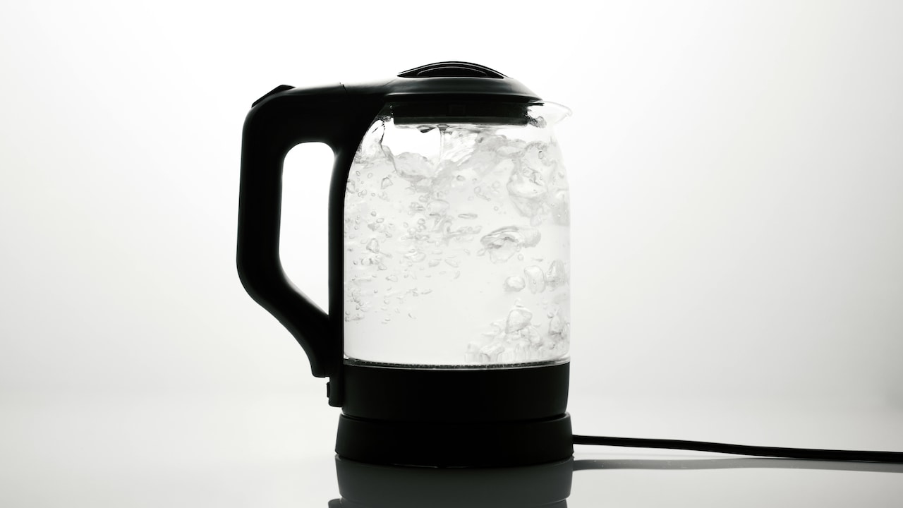 Electric kettle upgrades that facilitate more than basic boiling