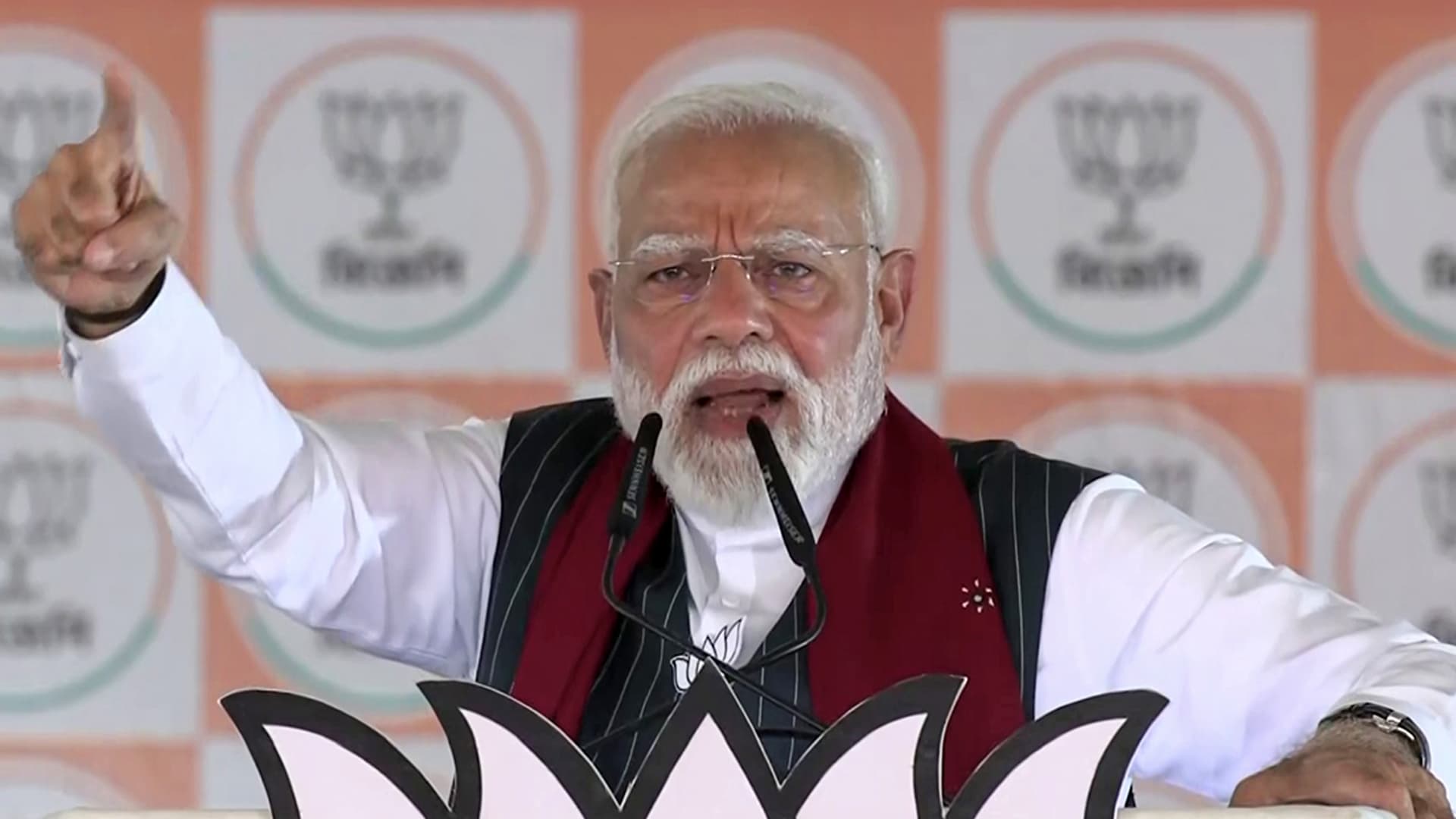 Women's Reservation Row Heats Up: PM Modi Accuses TMC, Mamata Responds