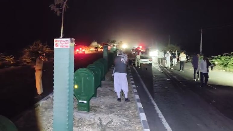 महादेव मंदिर जा रहे श्रद्धालुओं को ट्रक ने कुचला, सुरेंद्रनगर में 7 लोगों की मौत