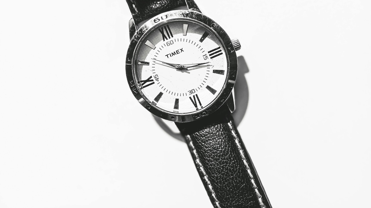 Premium automatic watches that combine mechanical precision with elegant everyday design