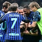 Inter Milan Close In On Serie A Title By Thumping Roma