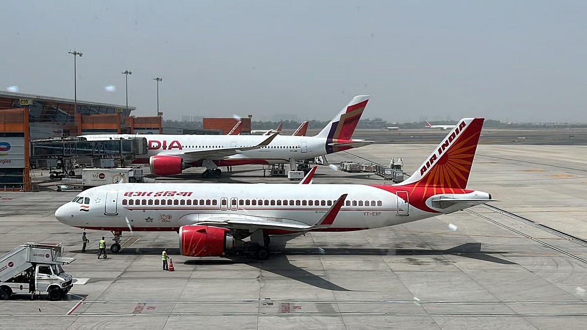 विदेश यात्रा महंगी होंगी! ATF फ्यूल के दाम में लगातार दूसरे महीने बढ़ोतरी, घरेलू एयरलाइंस कंपनियों के लिए राहत