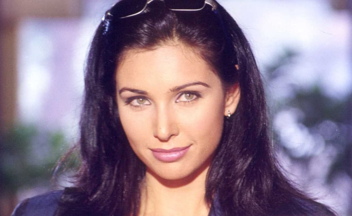 लेबनान पर हवाई हमले से टूटी 54 साल की एक्ट्रेस, बोलीं- मेरे पति का घर, मेरा गोद लिया हुआ दूसरा घर