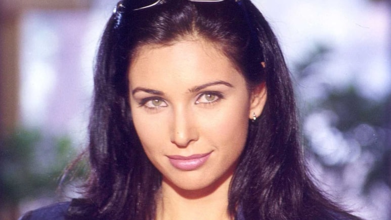 लेबनान पर हवाई हमले से टूटी 54 साल की एक्ट्रेस, बोलीं- मेरे पति का घर, मेरा गोद लिया हुआ दूसरा घर