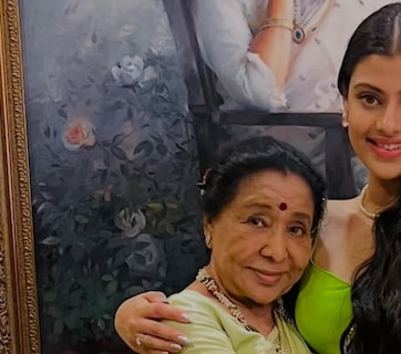 आशा भोसले की अचानक बिगड़ी तबीयत, पोती जनाई ने दिया हेल्थ अपडेट&ndash; मेरी दादी थकान और चेस्ट इन्फेक्शन की वजह से अस्पताल में