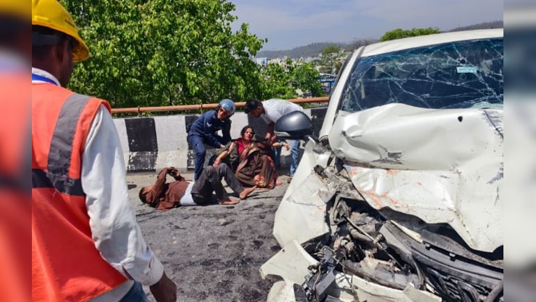 हरिद्वार में हादसा: दिल्ली‑देहरादून हाईवे पर हरियाणा के यात्रियों की कार टैंकर से टकराई, 6 घायल