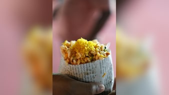 जालमुड़ी क्या होती है और कैसे बनाते हैं? बंगाल की मशहूर स्ट्रीट डिश की आसान रेसिपी