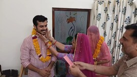 Success Story: क्लास में पढ़ाते-पढ़ाते मिली RAS रिजल्ट की खबर, 15-16 घंटे की सेल्फ स्टडी से जोधपुर के यशवंत ने क्रैक किया एग्जाम