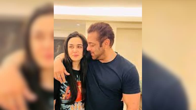 Salman Khan Congratulates Preity Zinta's Punjab Kings After 12 Years Of Viral Tweet. Internet Says, 'Tiger Zinta Hai'