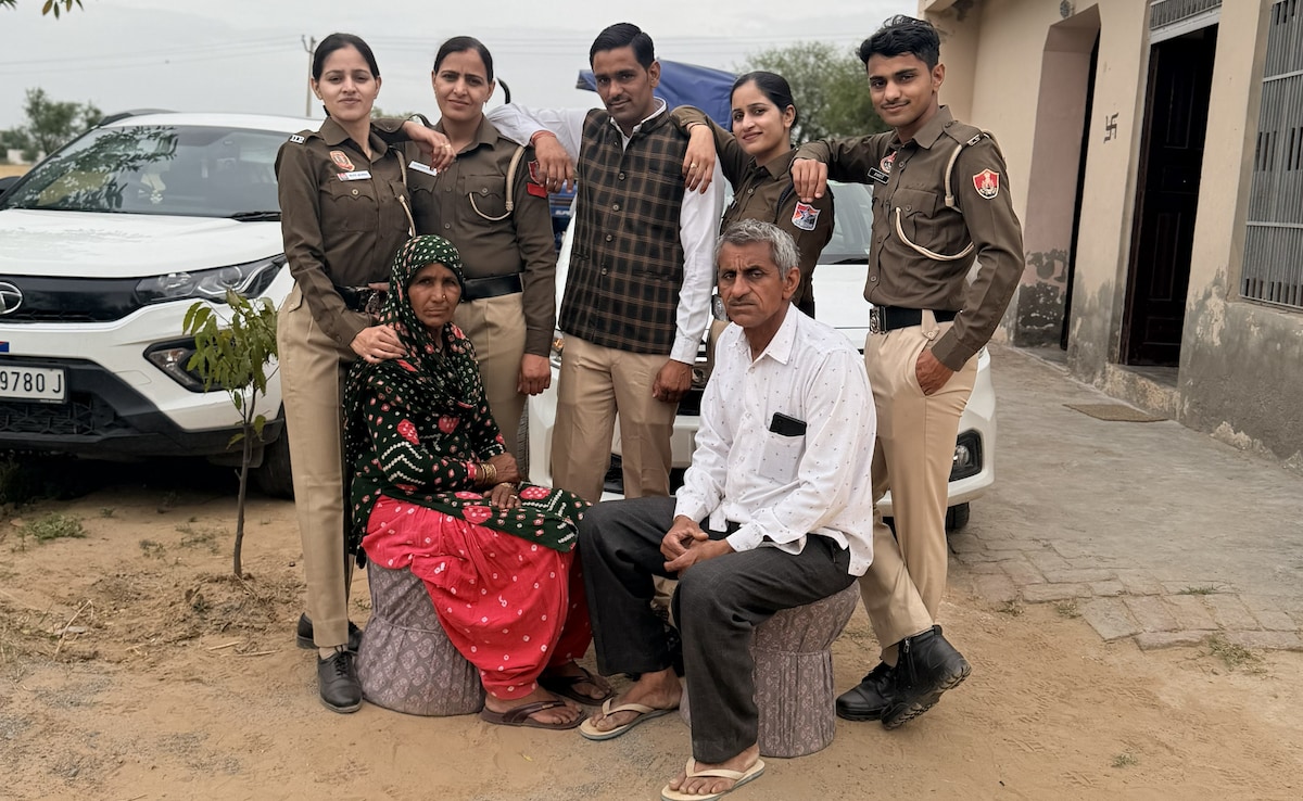 Success Story: हरियाणा के भिवानी में चार भाई-बहन बने पुलिस कांस्टेबल, किसान परिवार ने रची मिसाल
