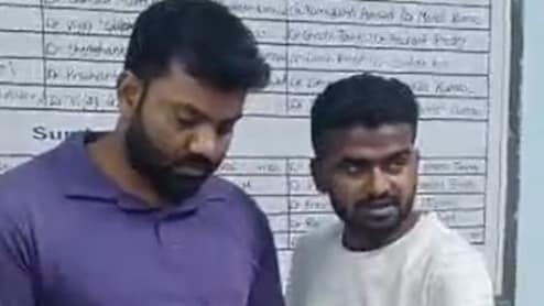 गोपालगंज में शादी की खुशियों को लगा ग्रहण, ऑर्केस्ट्रा बंद कराने पर दुल्हे के चाचा को चाकुओं से गोदा