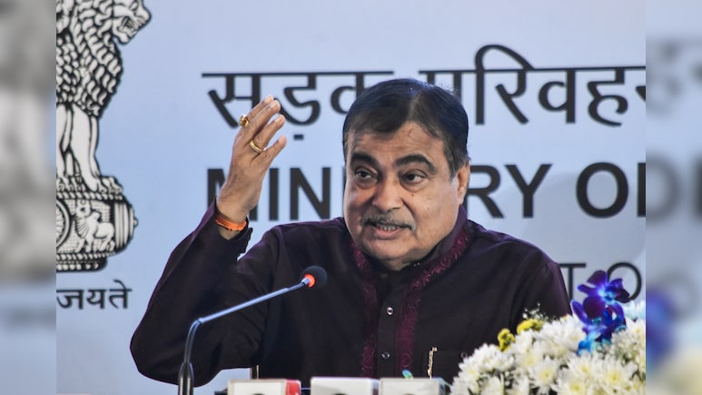 युद्ध के बीच तेल के लिए दुनिया परेशान, गडकरी ने देश को बताया क्या है समाधान