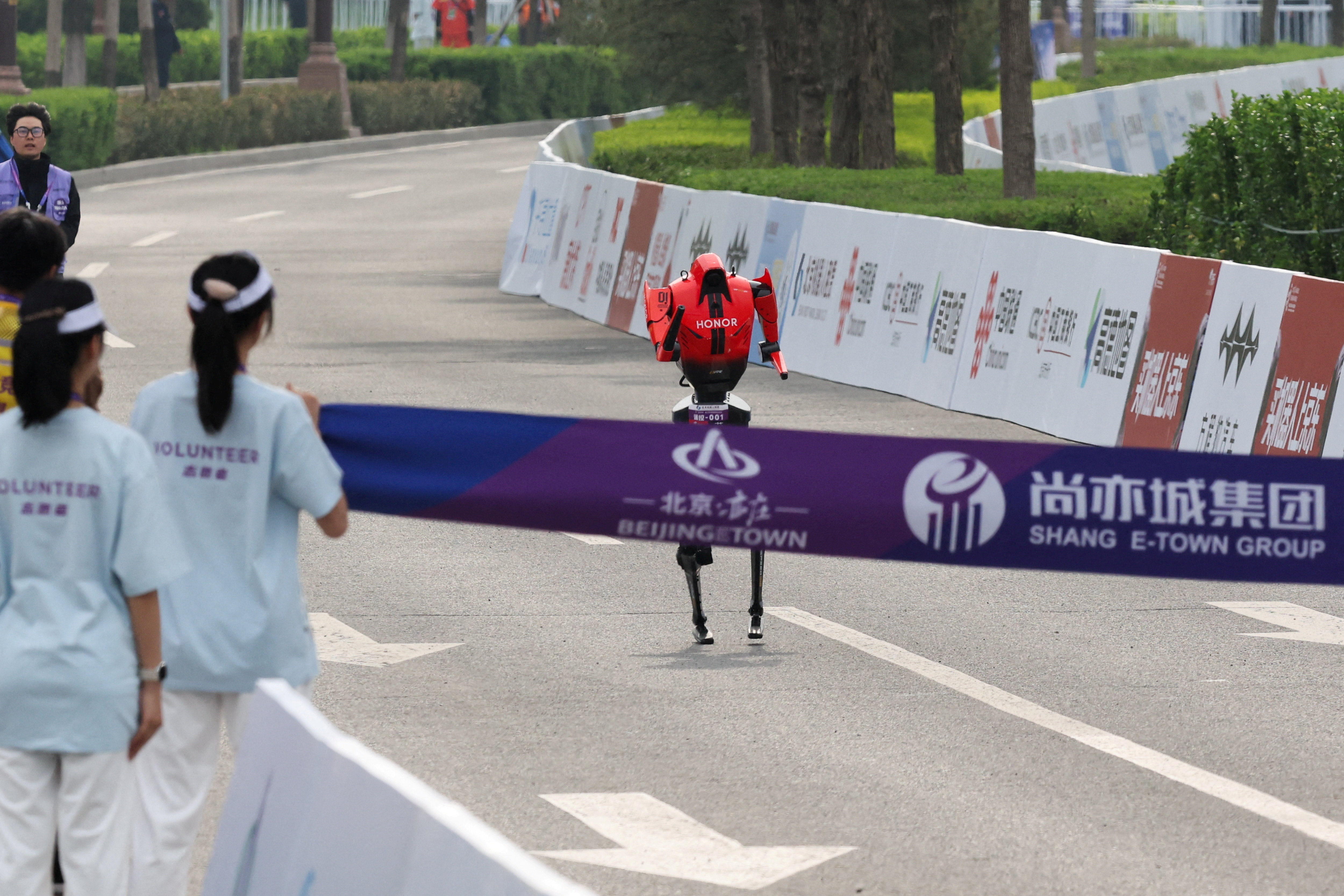 Watch: In A First, Chinese Humanoid Robots Outrun Humans In Beijing Half-Marathon