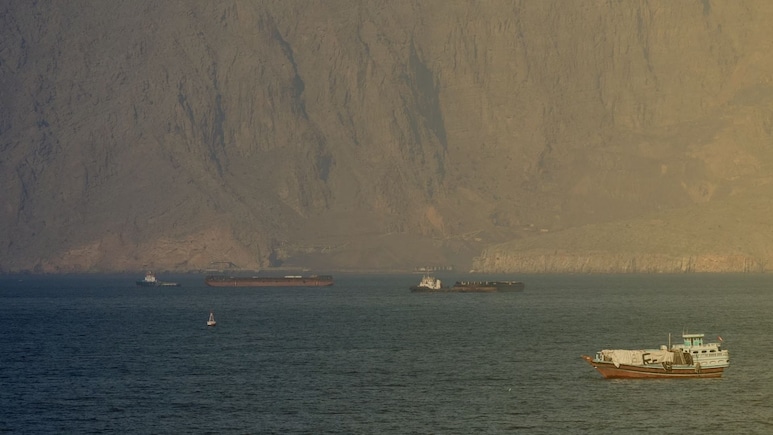 जंग खत्म होने के 6 महीने बाद भी क्यों नहीं खुल पाएगा होर्मुज? अमेरिकी खुफिया एजेंसी की रिपोर्ट आई बाहर