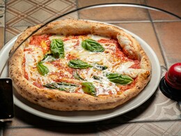 This Traditional Pizza Is Protected By UNESCO