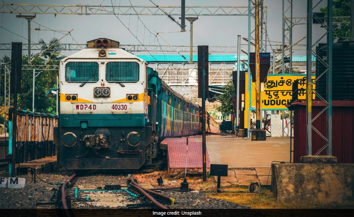 RRB NTPC CBT 1 Answer Key Out For Graduate Level Posts Under CEN 06/2025