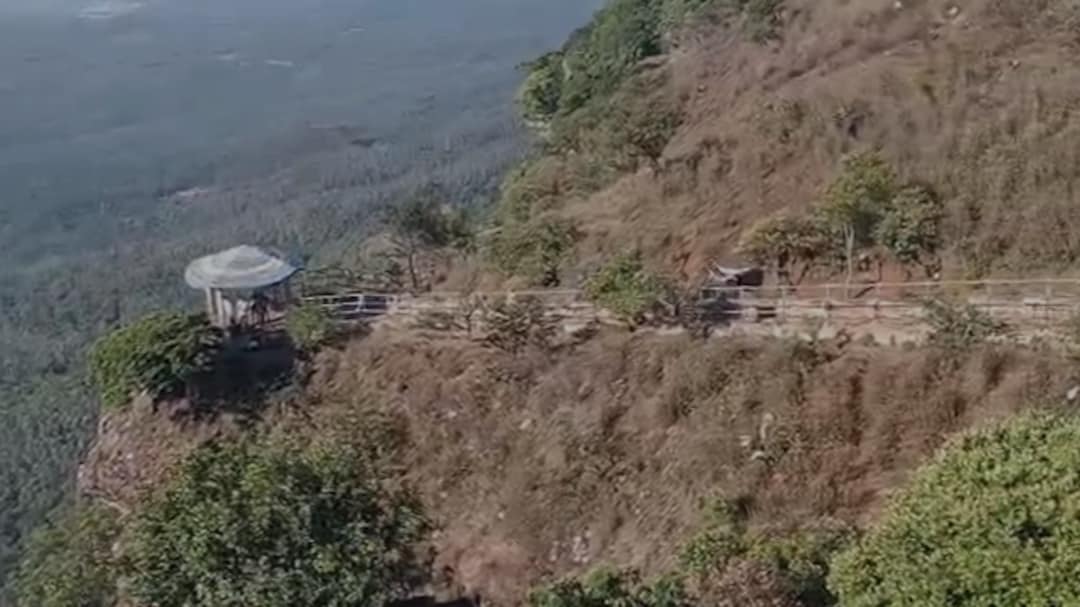 After Kerala Techie's Rescue, Teen Girl Missing In Chikkamagaluru Hills